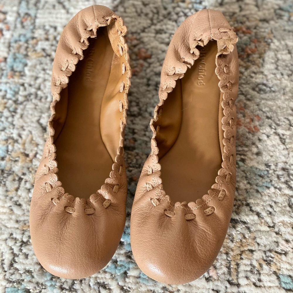 See by Chloe flats